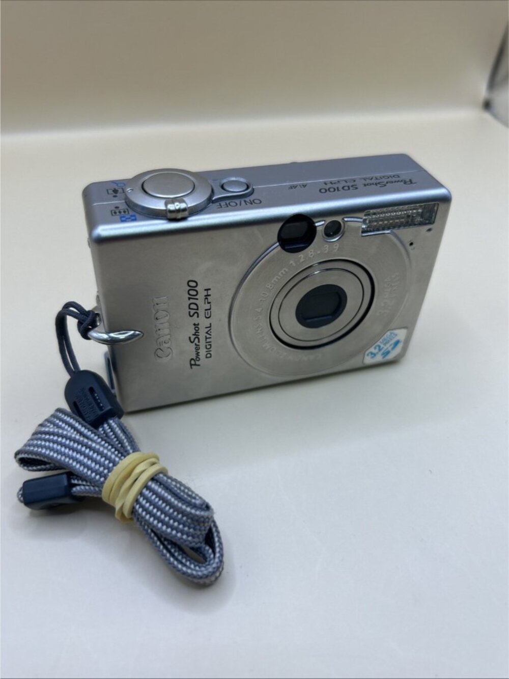 Canon PowerShot Digital ELPH SD100 3.2 MP Digital Camera No Battery Untested✅ - Picture 3 of 9